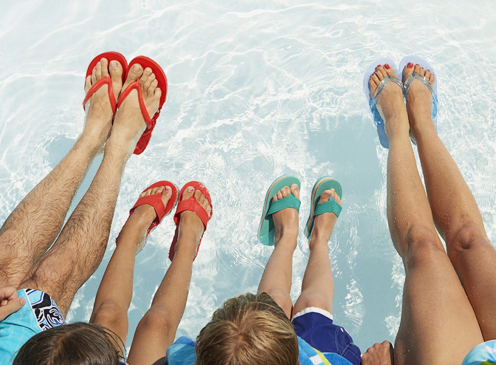 pink valentino flip flops